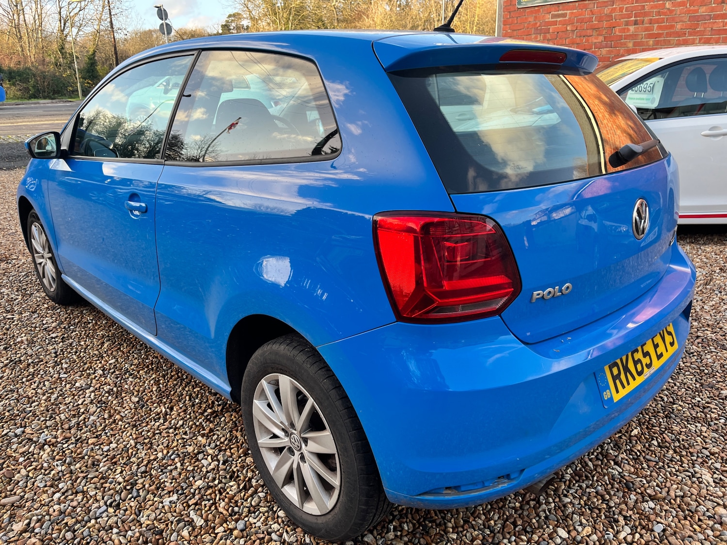 Used Volkswagen Polo 2015 for sale - 76896374: Photo 6