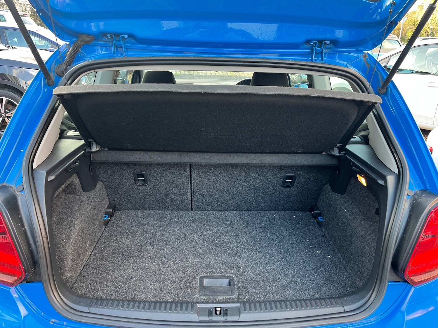 Used Volkswagen Polo 2015 for sale - 76896374: Photo 7