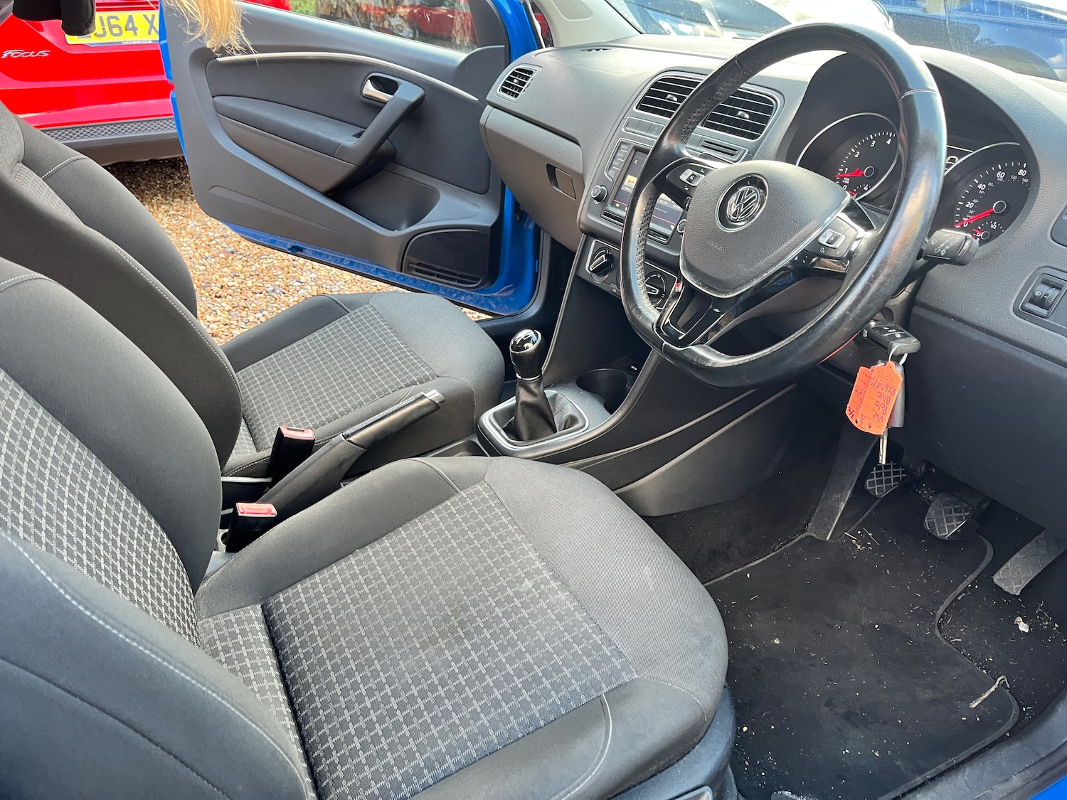 Used Volkswagen Polo 2015 for sale - 76896374: Photo 8