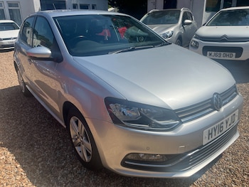 Used Volkswagen Polo 2016 for sale - 79179790: Photo