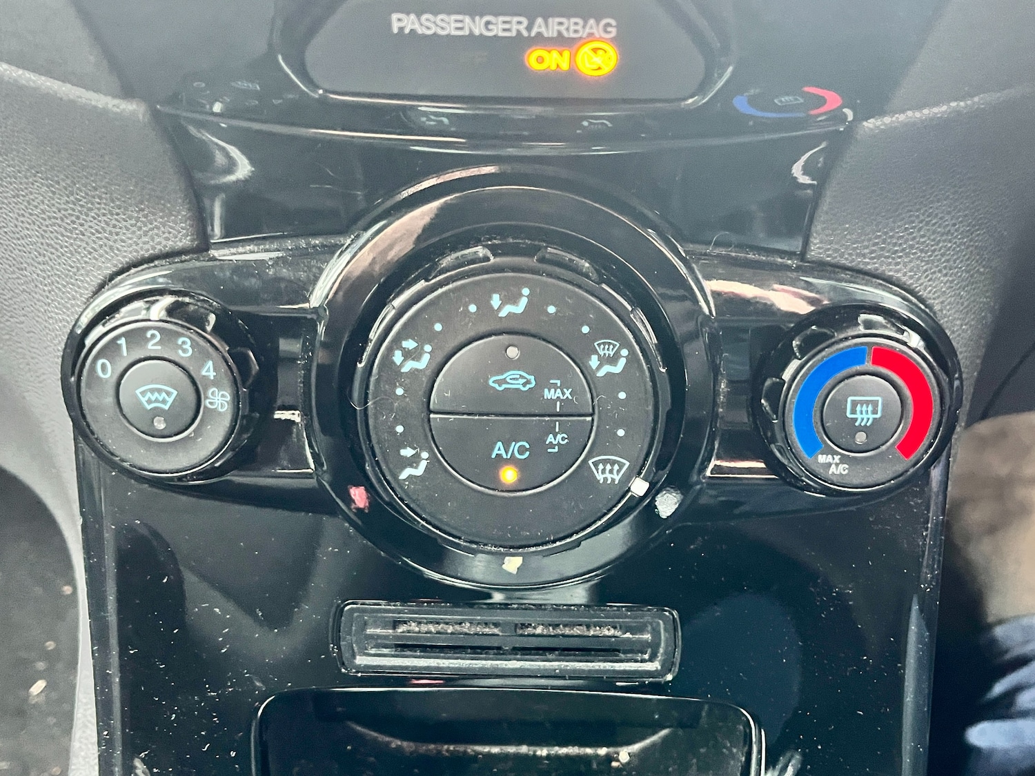 Used Ford Fiesta 2014 for sale - 77283115: Photo 17