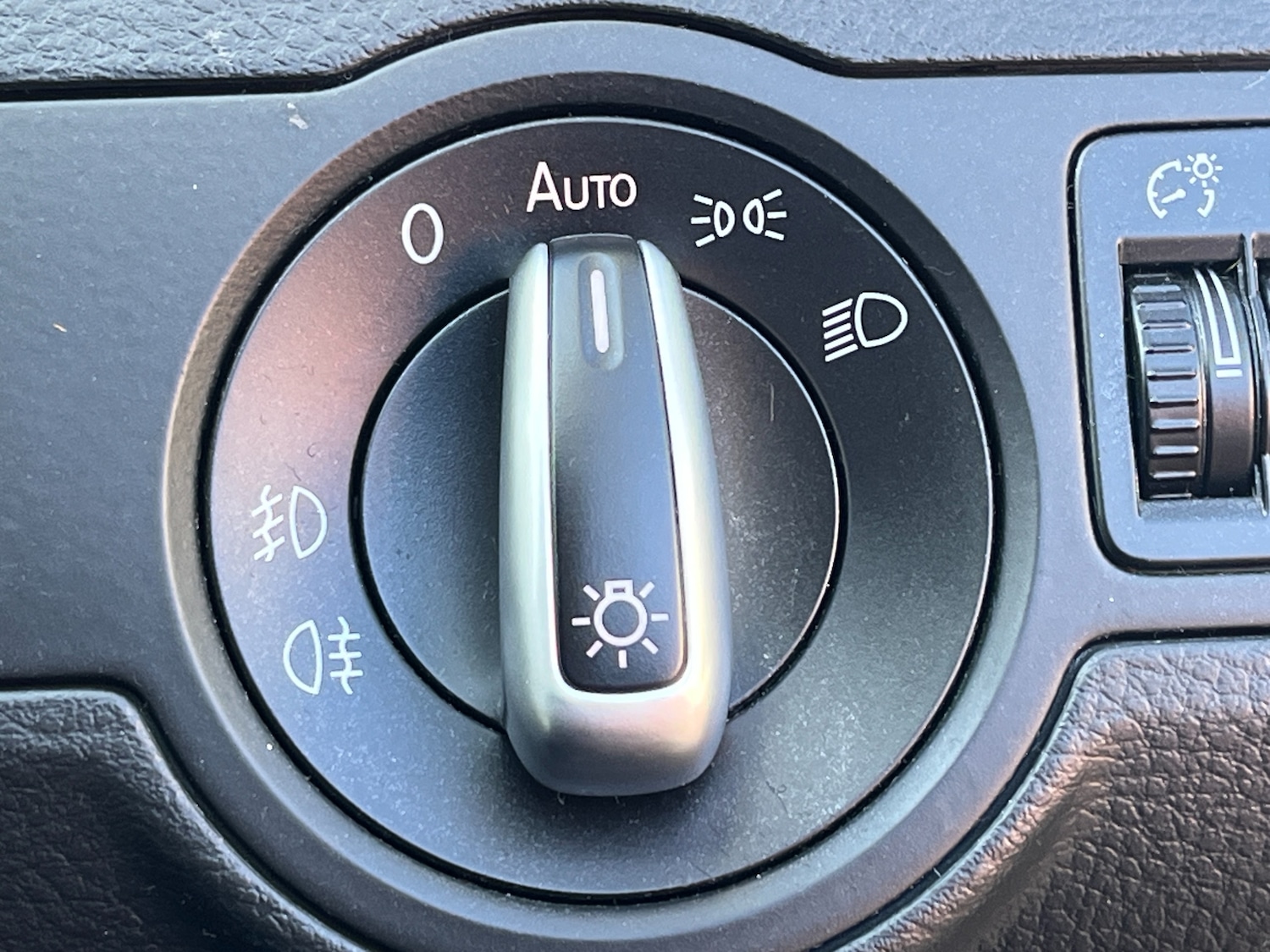 Used Volkswagen Passat 2011 for sale - 76706725: Photo 9