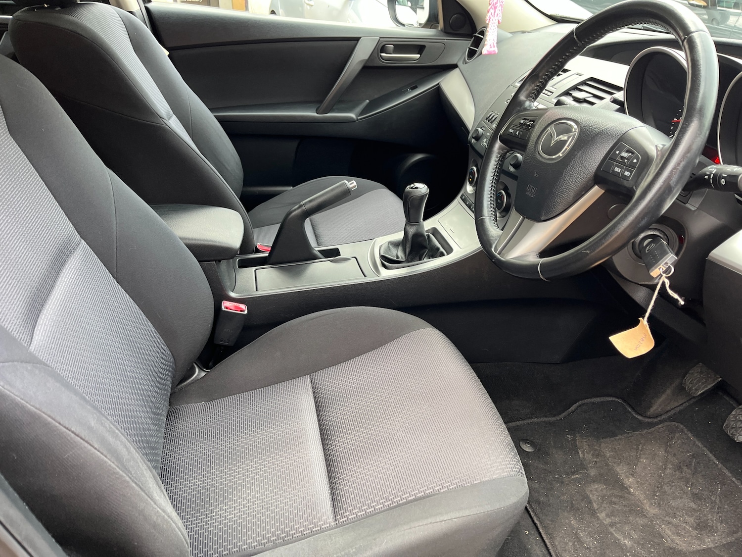 Used Mazda Mazda3 2009 for sale - 76334639: Photo 8
