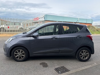 Used Hyundai i10 2016 for sale - 78502780: Photo
