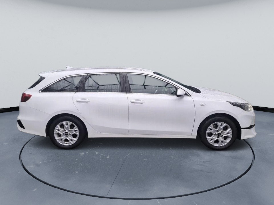 Used Kia Ceed 2025 for sale - 77629084: Photo 2