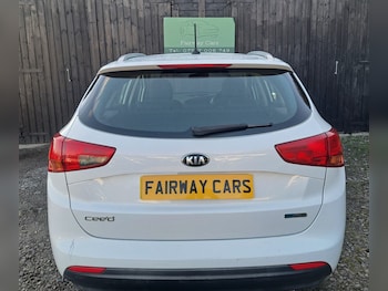 Used Kia Ceed 2024 for sale - 77089862: Photo