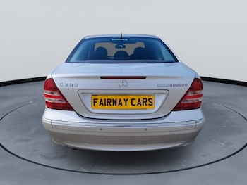 Used Mercedes-Benz C Class 2005 for sale - 78300373: Photo