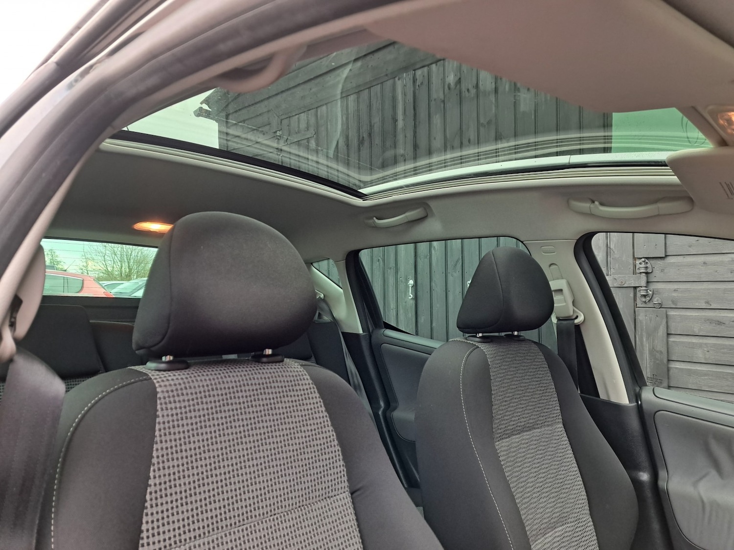 Used Peugeot 207 2010 for sale - 77089873: Photo 18