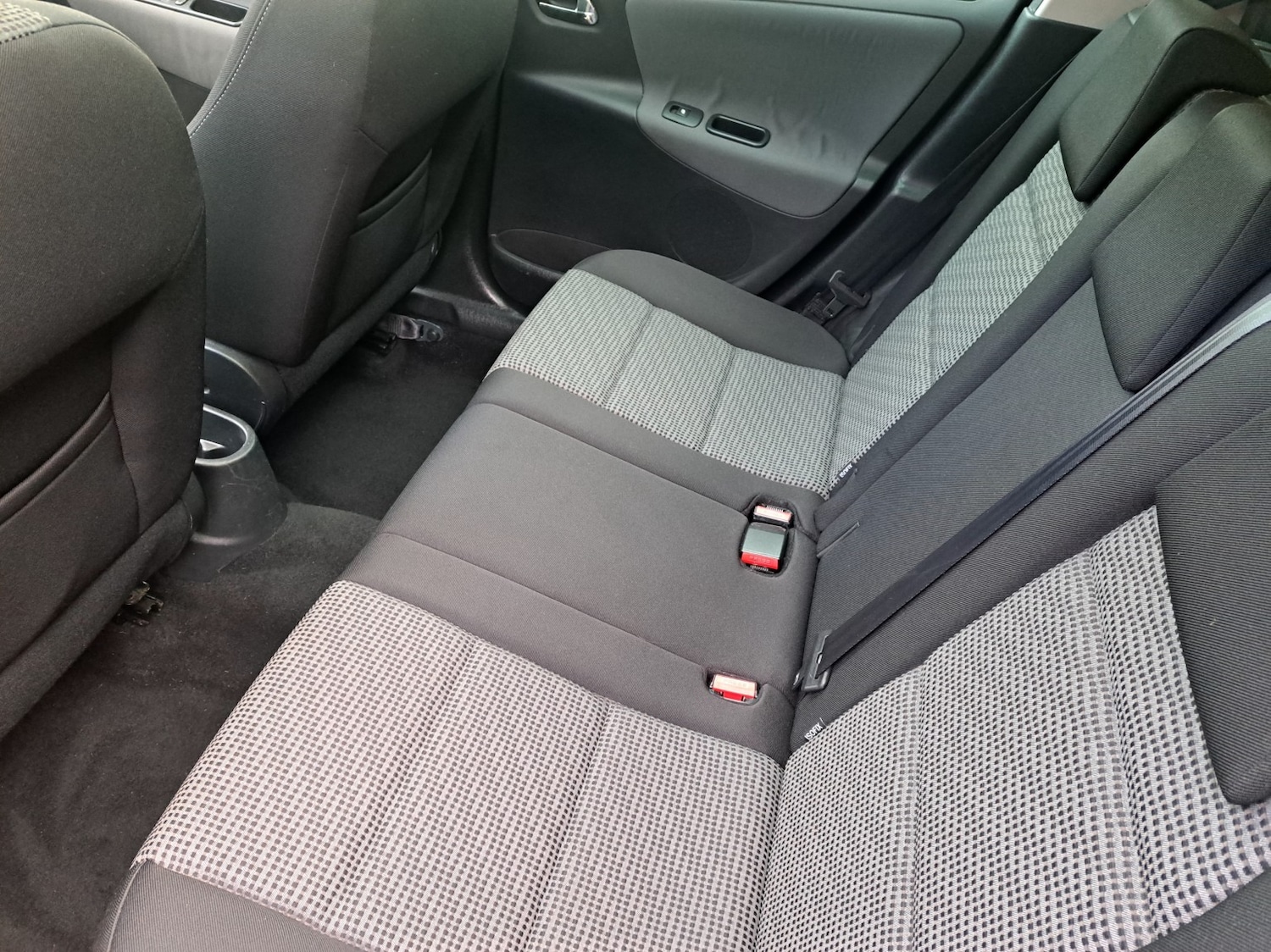 Used Peugeot 207 2010 for sale - 77089873: Photo 22