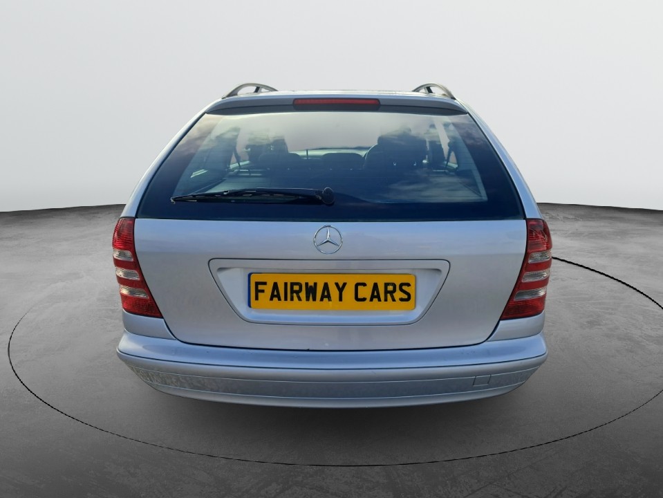 Used Mercedes-Benz C Class 2006 for sale - 77668460: Photo 3