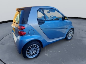 Used smart fortwo 2011 for sale - 77453221: Photo