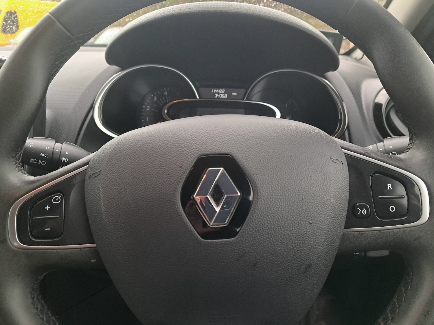 Used Renault Clio 2025 for sale - 77314075: Photo 12