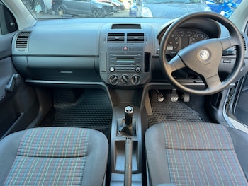 Used Volkswagen Polo 2007 for sale - 78502861: Photo