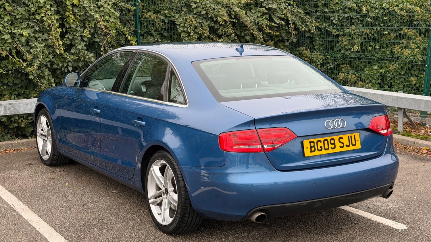 Used Audi A4 2009 for sale - 76375724: Photo 9