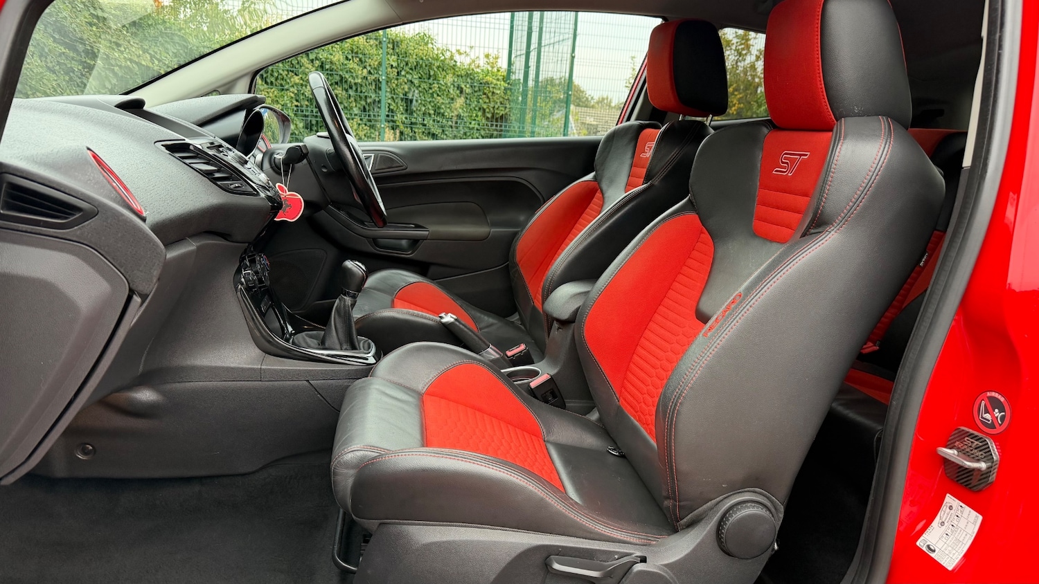 Used Ford Fiesta 2013 for sale - 76134459: Photo 14