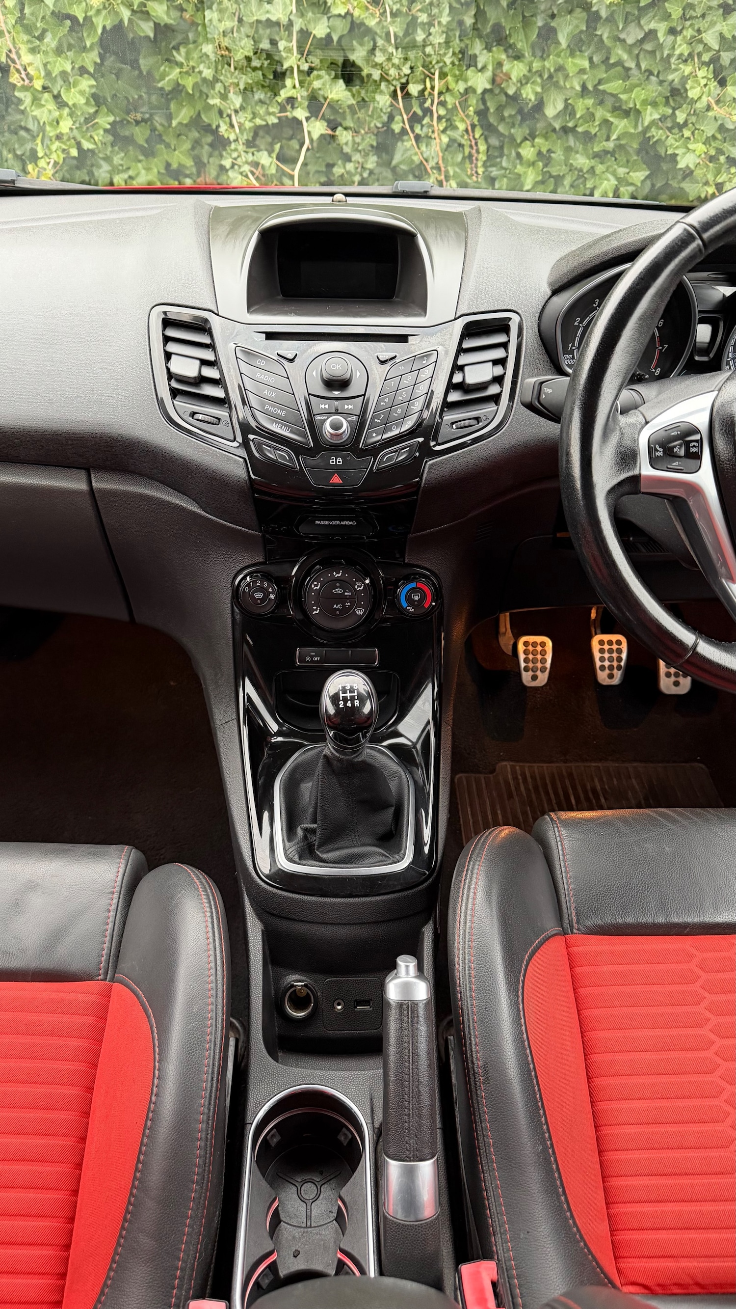 Used Ford Fiesta 2013 for sale - 76134459: Photo 16