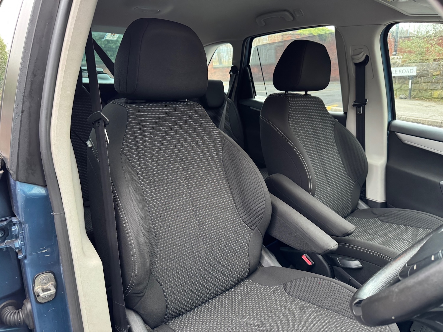 Used Citroen C4 Picasso 2011 for sale - 77393436: Photo 12