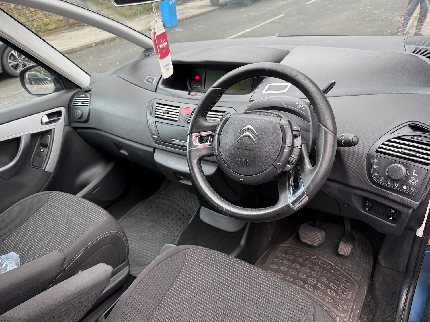 Used Citroen C4 Picasso 2011 for sale - 77393436: Photo 14