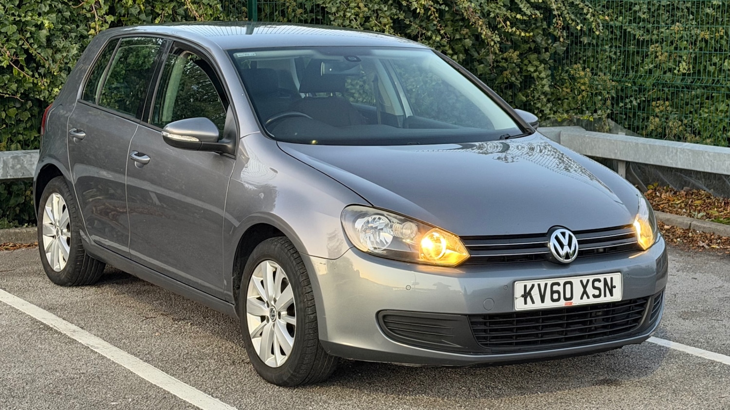 Used Volkswagen Golf 2010 for sale - 76407756: Photo 1