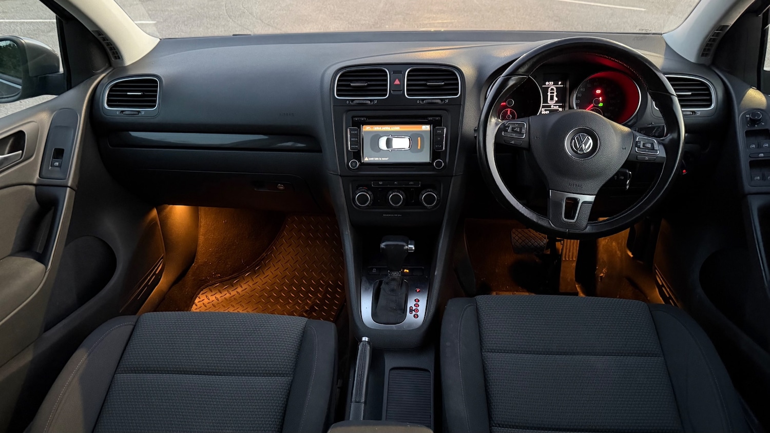 Used Volkswagen Golf 2010 for sale - 76407756: Photo 7