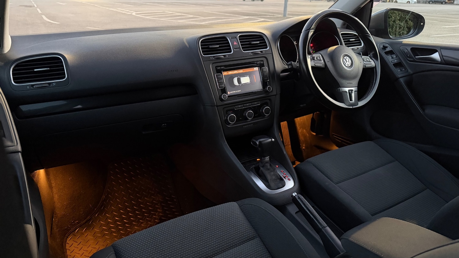 Used Volkswagen Golf 2010 for sale - 76407756: Photo 8