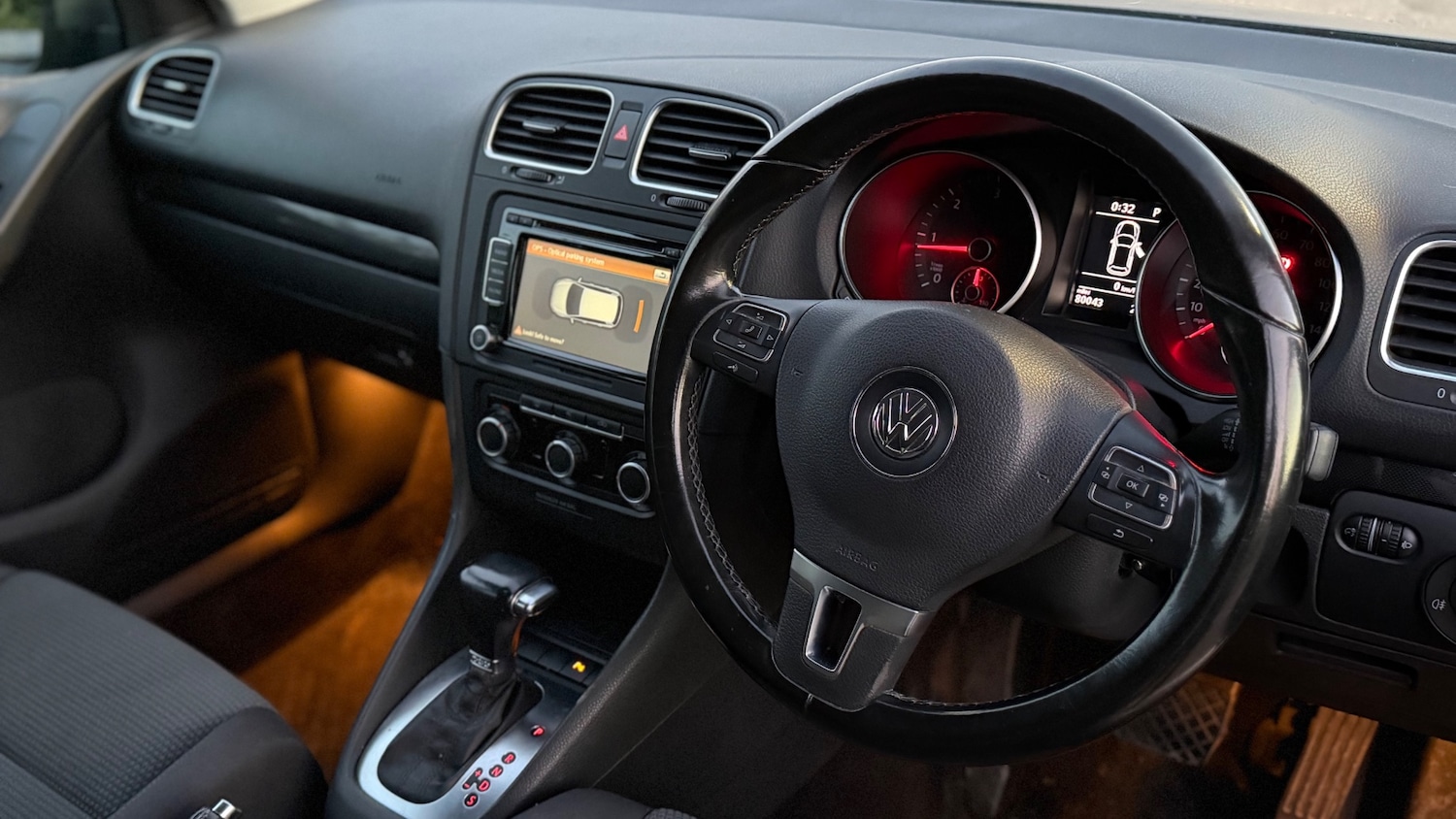 Used Volkswagen Golf 2010 for sale - 76407756: Photo 9