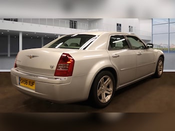 Used Chrysler 300C 2006 for sale - 76497600: Photo