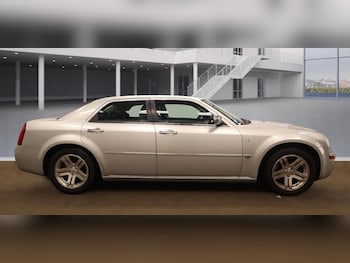 Used Chrysler 300C 2006 for sale - 76497600: Photo