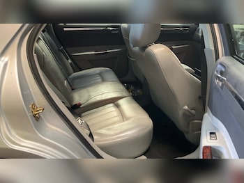 Used Chrysler 300C 2006 for sale - 76497600: Photo