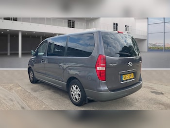 Used Hyundai i800 2012 for sale - 76134557: Photo 3