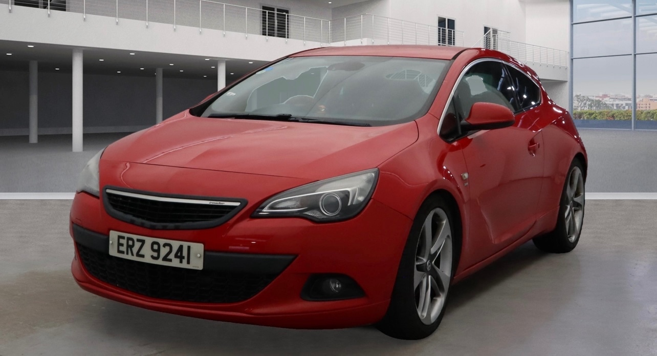 Used Vauxhall Astra GTC 2012 for sale - 76699638: Photo 2