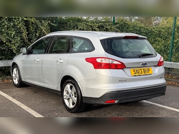 Used Ford Focus 2013 for sale - 76384580: Photo