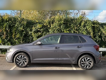 Used Volkswagen Polo 2022 for sale - 76407755: Photo