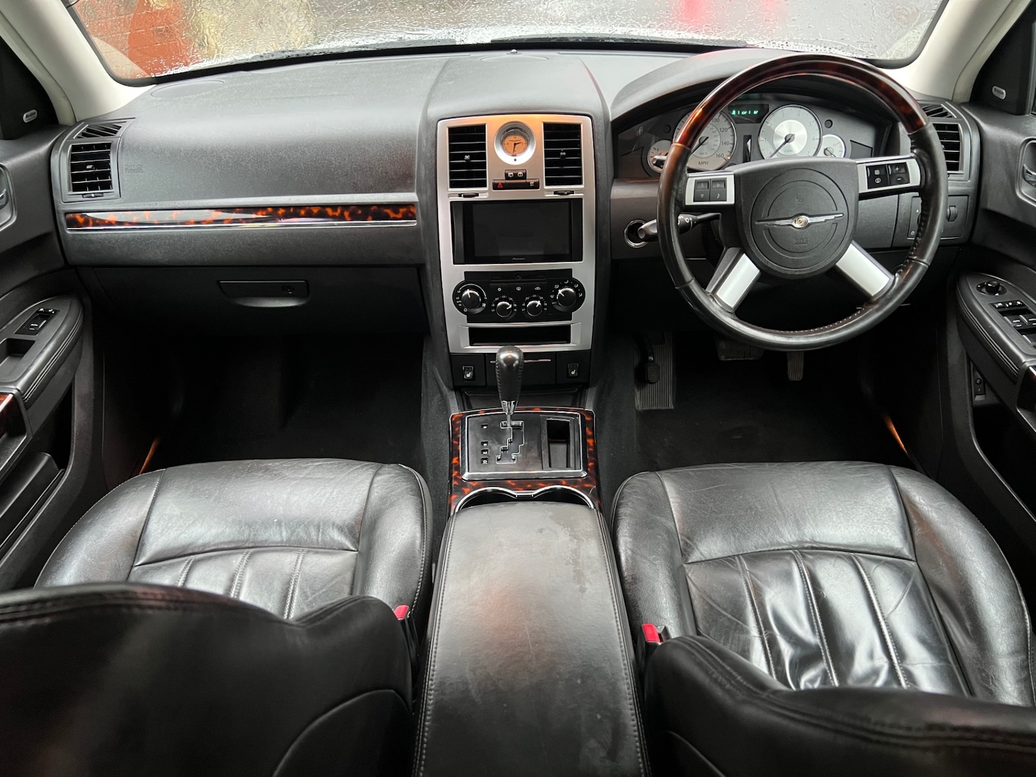 Used Chrysler 300C 2010 for sale - 76539496: Photo 9