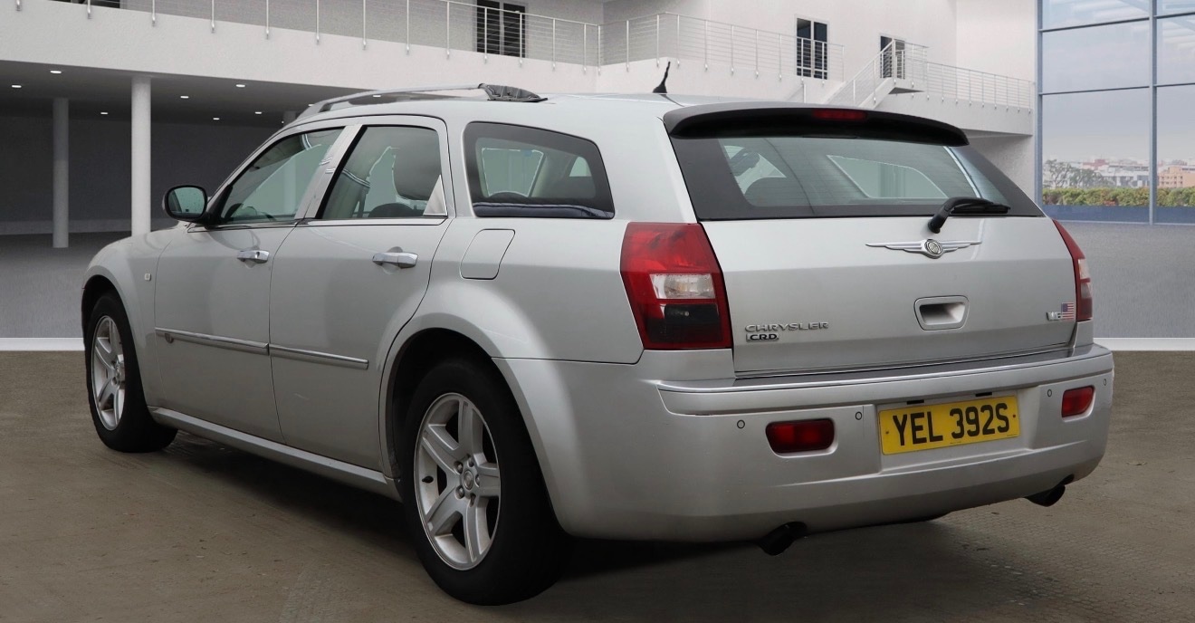 Used Chrysler 300C 2010 for sale - 77277568: Photo 3