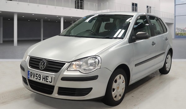 Used Volkswagen Polo 2009 for sale - 76343953: Photo 2