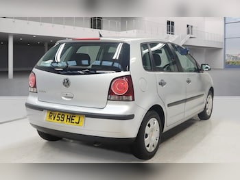 Used Volkswagen Polo 2009 for sale - 76343953: Photo 4