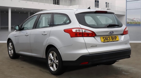 Used Ford Focus 2013 for sale - 76274275: Photo 3