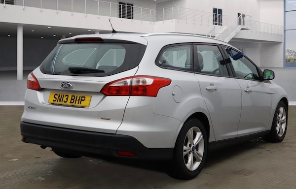 Used Ford Focus 2013 for sale - 76274275: Photo 4