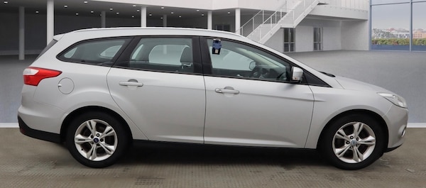Used Ford Focus 2013 for sale - 76274275: Photo 5