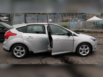 Used Ford Focus 2013 for sale - 75394276: Photo
