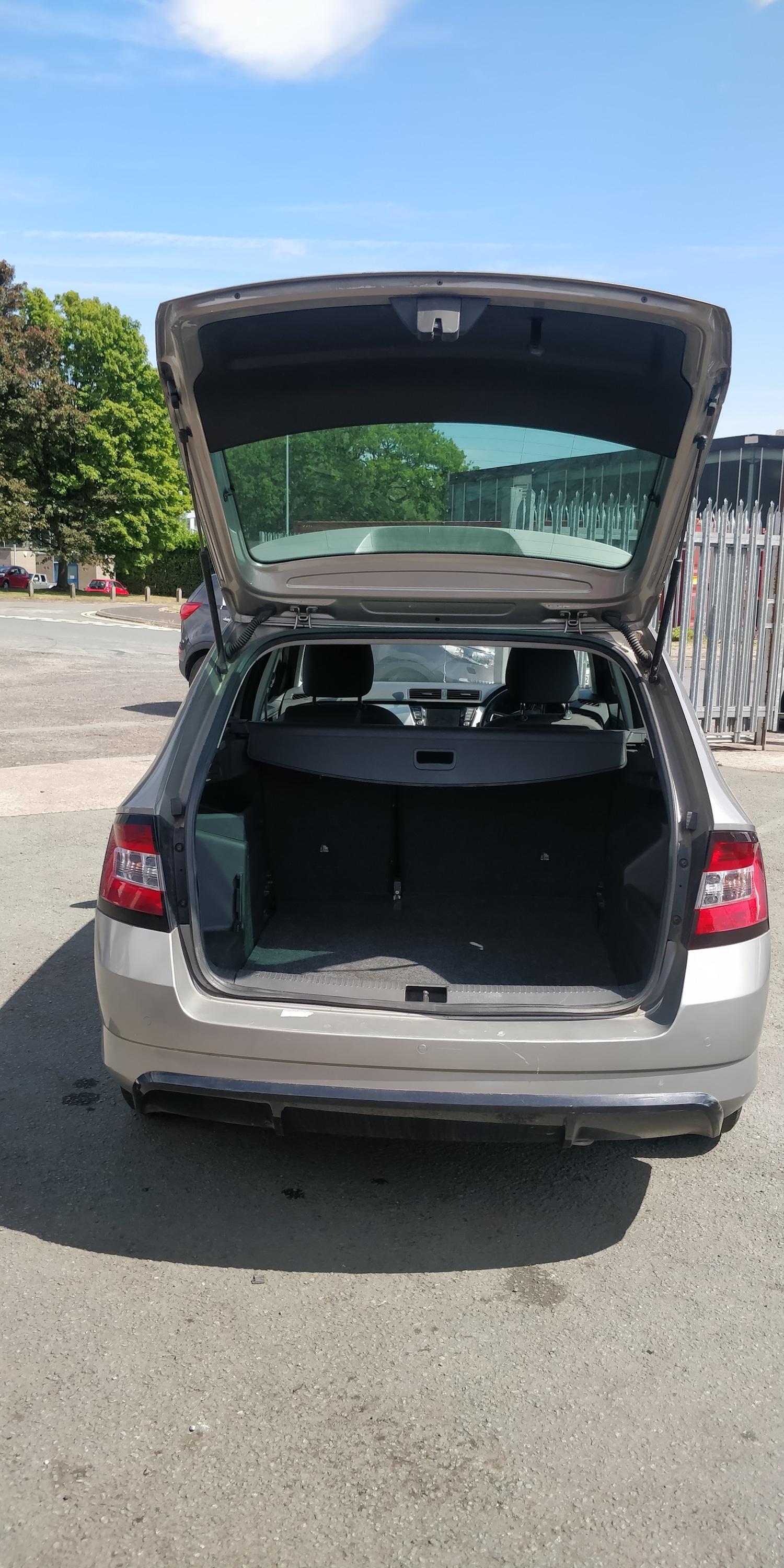 Vehicle 21