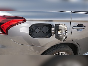 Used Mitsubishi Outlander 2019 for sale - 75735972: Photo