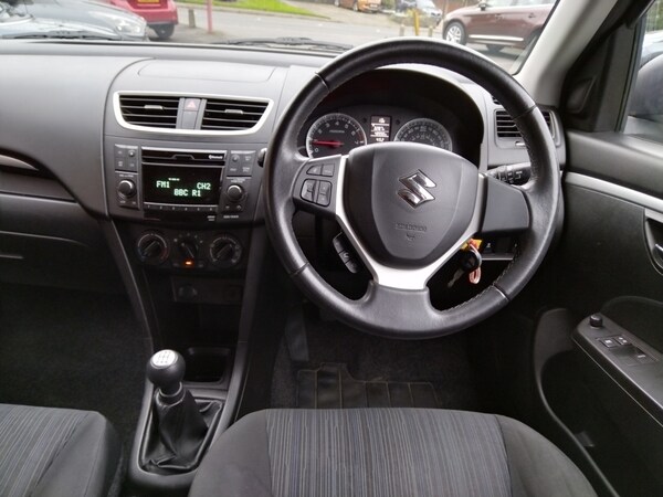 Used Suzuki Swift 2014 for sale - 72343978: Photo 9