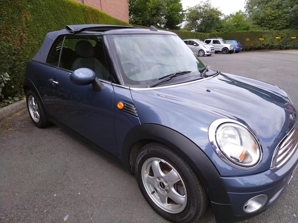 Used MINI Convertible 2009 for sale - 68103193: Photo 15