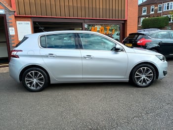 Used Peugeot 308 2015 for sale - 79801653: Photo