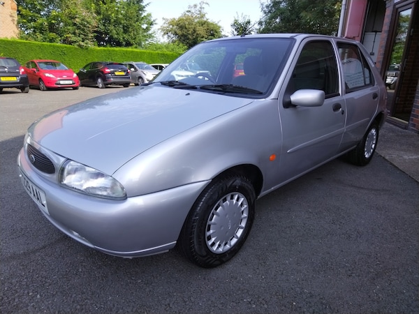 Used Ford Fiesta 1999 for sale - 71730345: Photo 2