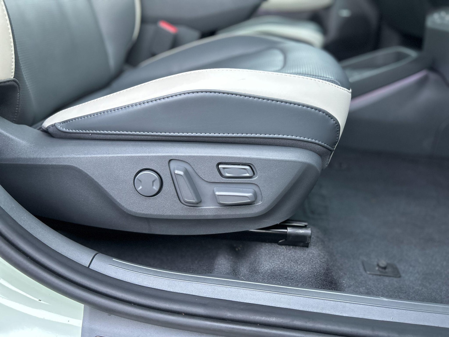 Used Kia EV3 2025 for sale - 77723493: Photo 24