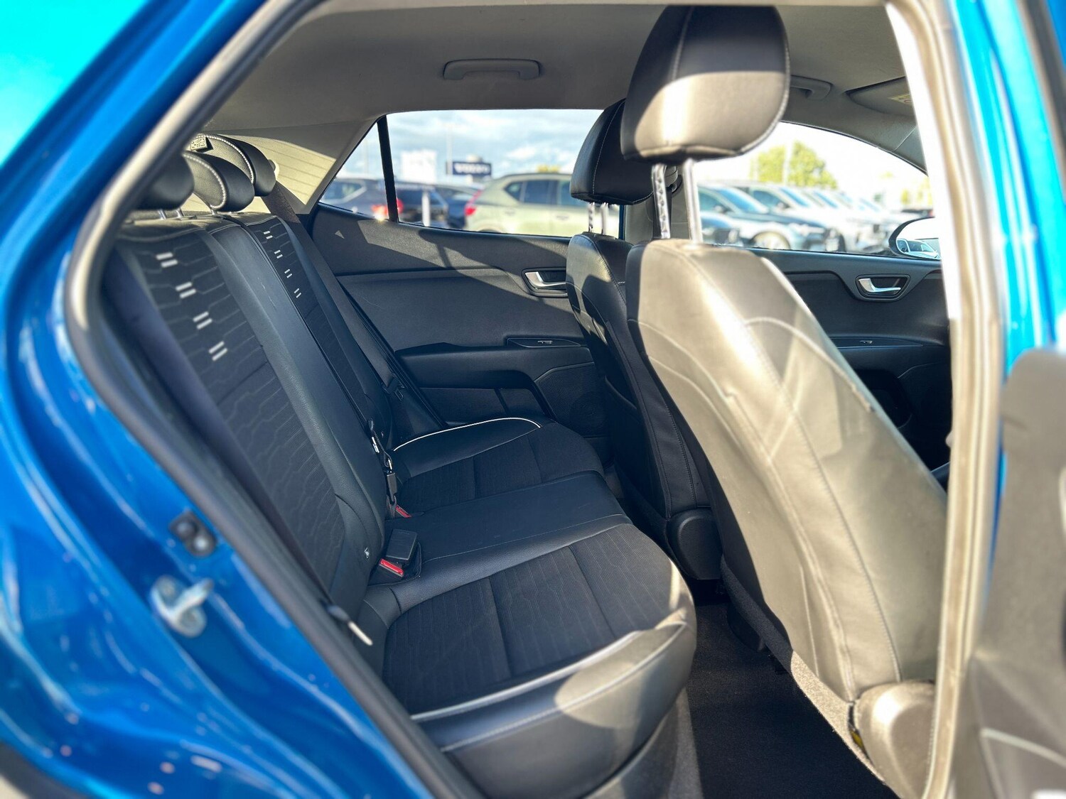Used Kia Stonic 2022 for sale - 76348873: Photo 11