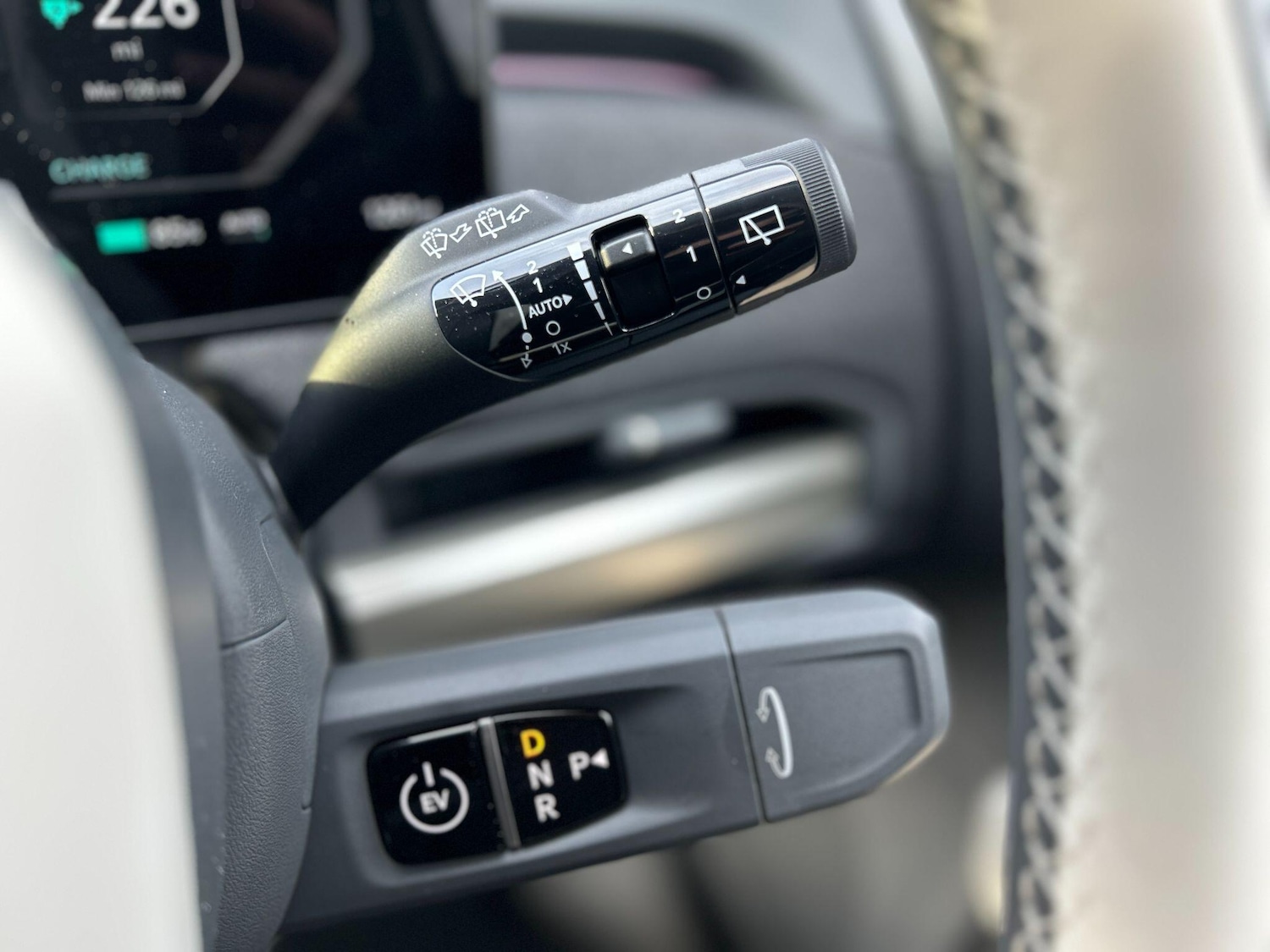 Used Kia EV3 2025 for sale - 77175130: Photo 18